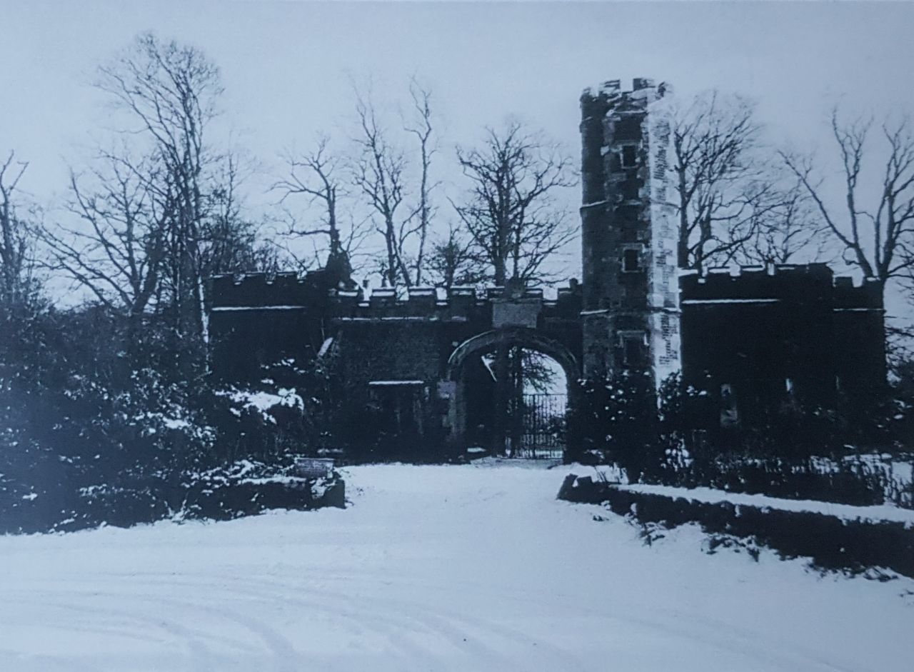 8_Tower_Lodge